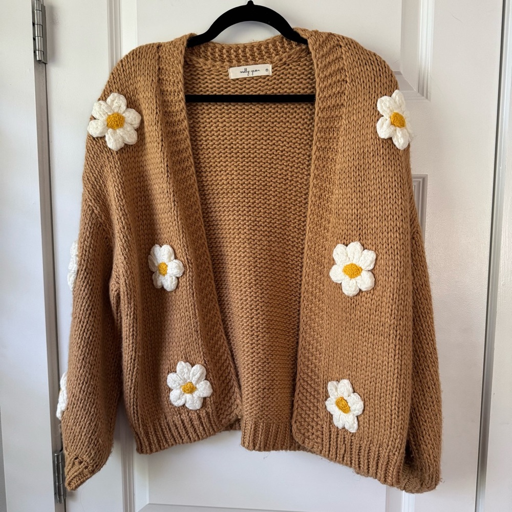 Oversized Brown Daisy Chunky Knit Sweater Medium